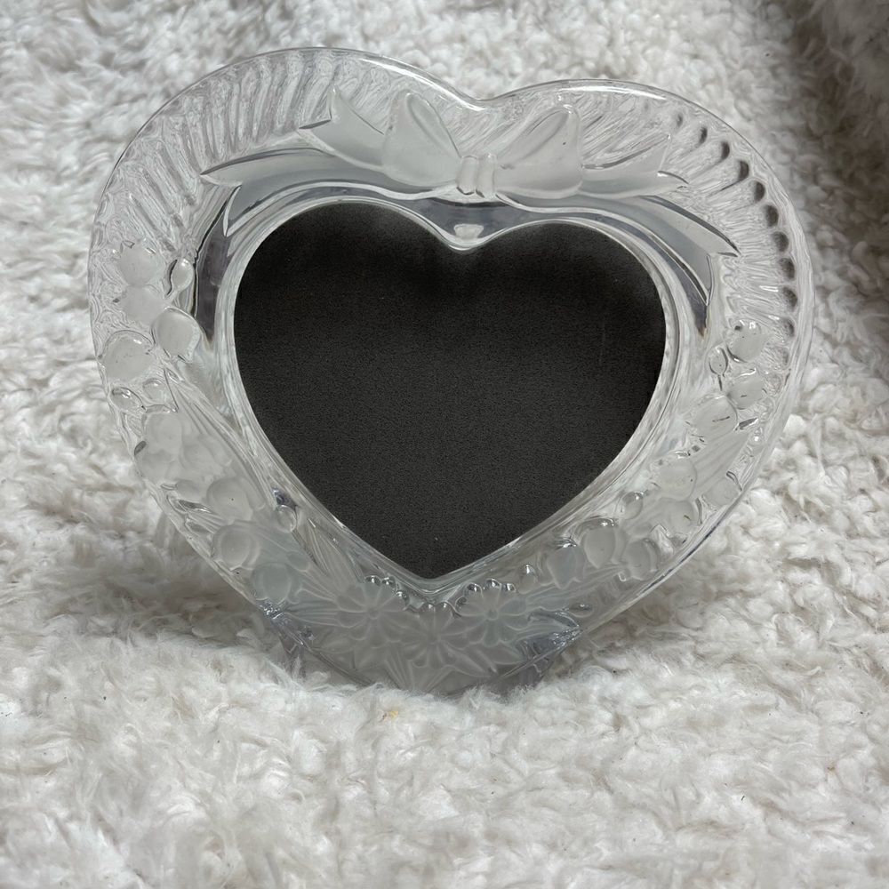 Home Beautiful heavy lead crystal Heart 7x7 Glass Picture Frame